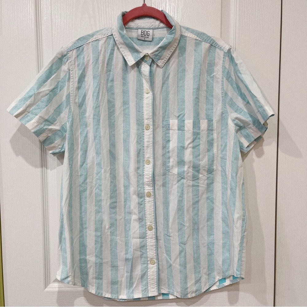Urban Outfitters BDG Blue Stripped Button Up
